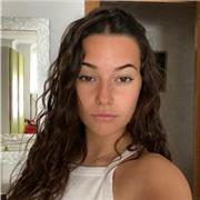 Hola soy Angels y me ofrezco a realizar clases particulares de lengua Castellana, Valenciana y clases de reguerzo de Primaria
